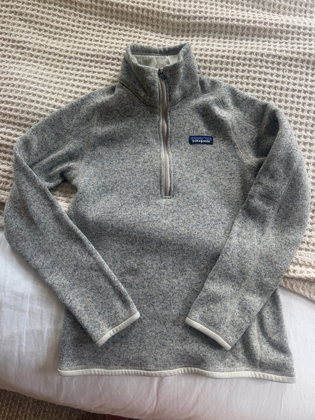 Patagonia Women's Heather Gray/Tan Mix Quarter-Zip Cowl Pullover - Fits Xs
